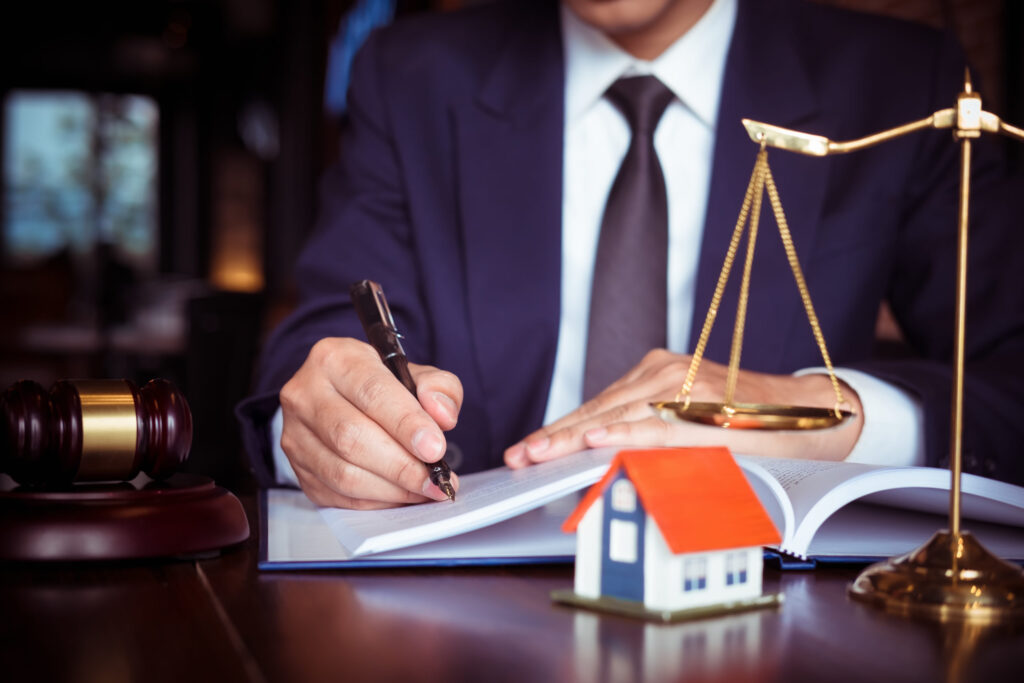 Estate Attorney